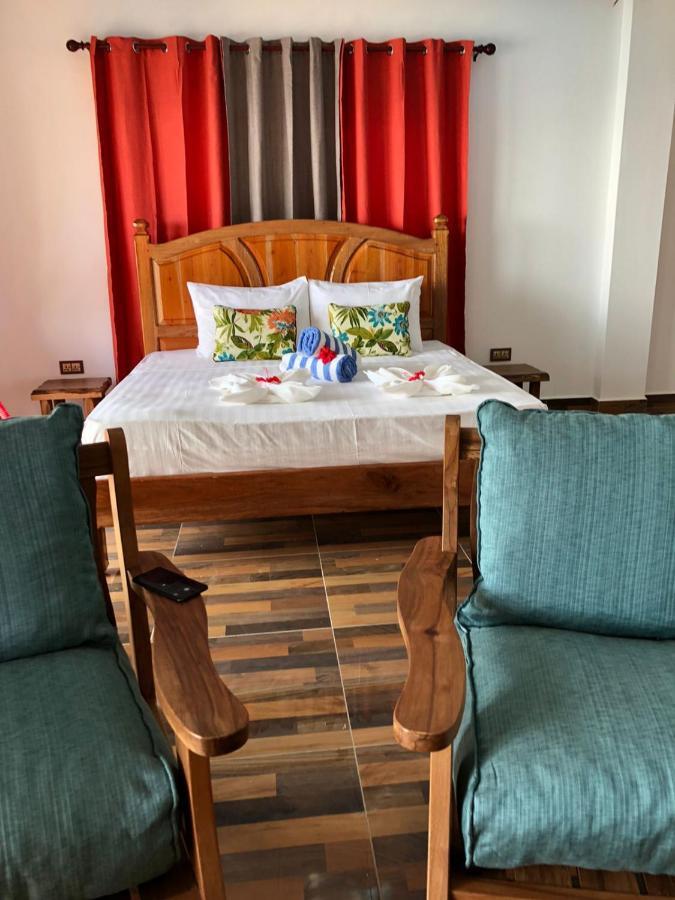 Mt Seaside Apartment Диг Екстериор снимка